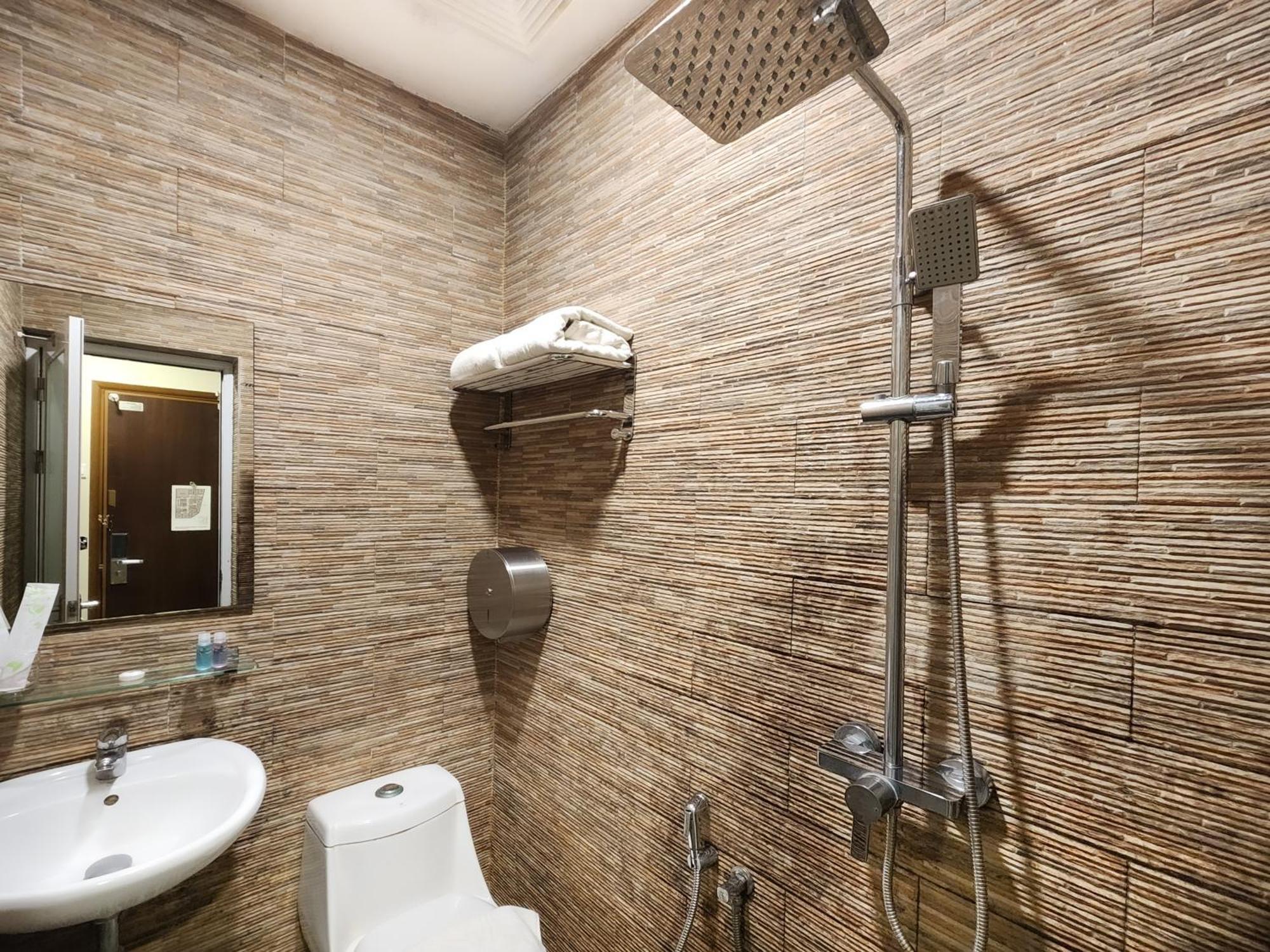 Izumi Hotel Bukit Bintang Куала-Лумпур Экстерьер фото
